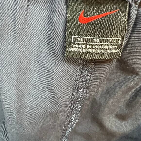 Nike shorts, men's size XL, navy blue, cotton polyester blend - Picture 5 of 9